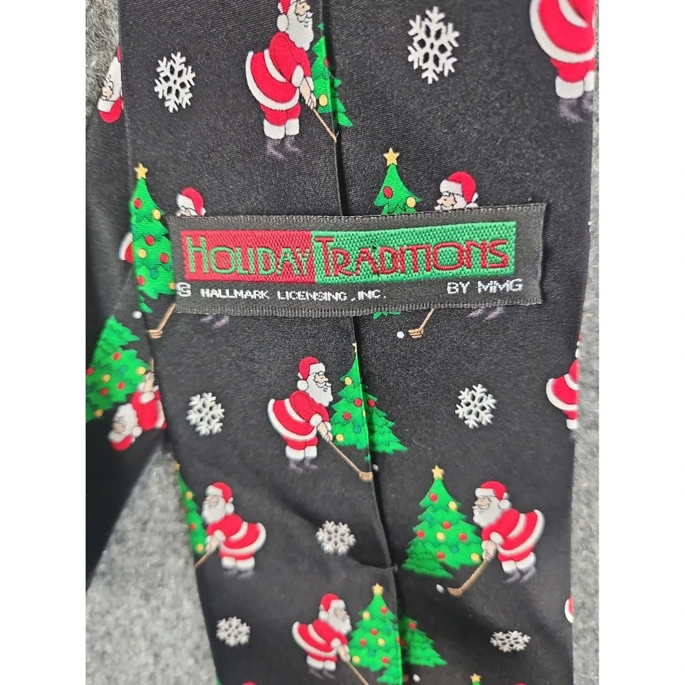 HALLMARK HOLIDAY TRADITION MENS 3.75 X 58 Music Santa Golf Black Neck Tie 1815